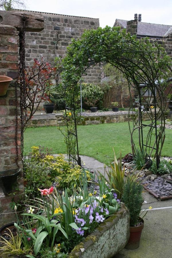 Bed and Breakfast Alexandra Court Harrogate Exterior foto